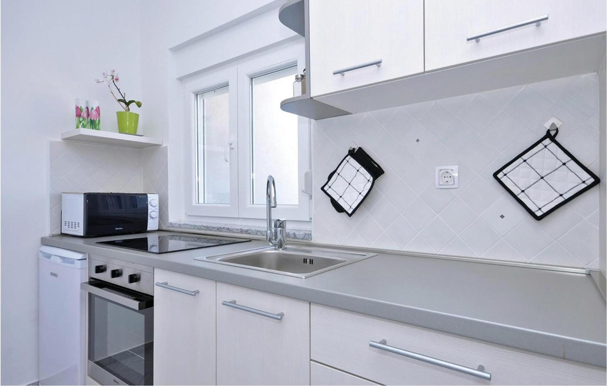 1 Bedroom Cozy Apartment In Bibinje Dış mekan fotoğraf